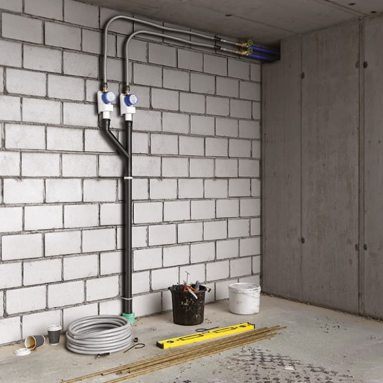 Joogiveesüsteemiga suurem hoonekompleks, osaliselt ehitusjärgus Joogiveesüsteemiga suurem hoonekompleks, osaliselt ehitusjärgus