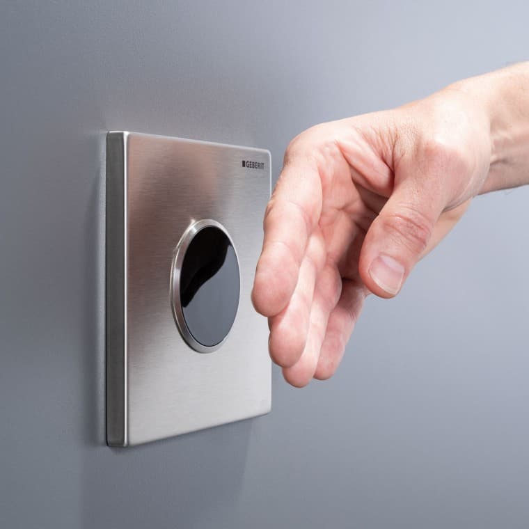 Infrapuna kasutajatuvastusega kontaktivabad pissuaaride loputusregulaatorid võimaldavad vajaduspõhist programmeerimist ja usaldusväärset loputust Infrapuna kasutajatuvastusega kontaktivabad pissuaaride loputusregulaatorid võimaldavad vajaduspõhist programmeerimist ja usaldusväärset loputust